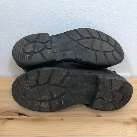 Blundstone 2 Womens 5 Chelsea Boot Brown Leather Broken In Slip On Shoes Classic - Picture 7 of 10